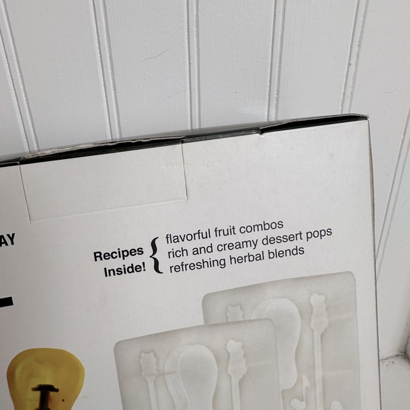 Protocol Cool Jams 2- pack ice cube tray - Picture 6 of 11